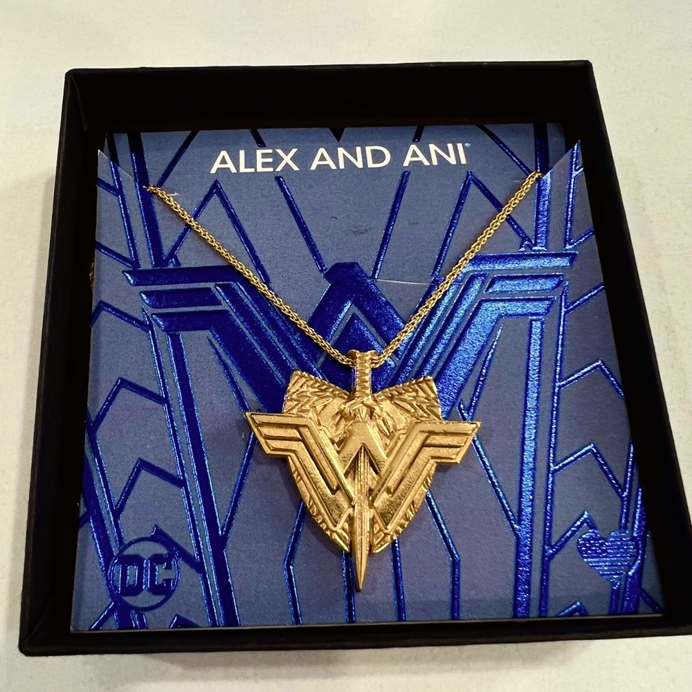 Alex and ani Wonder Woman shield necklace 29”